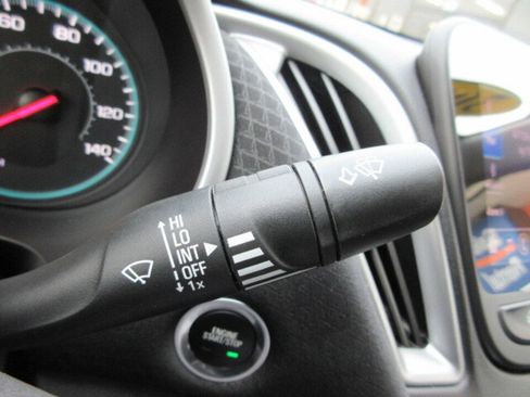 Used 2024 Chevrolet Malibu LT image 27