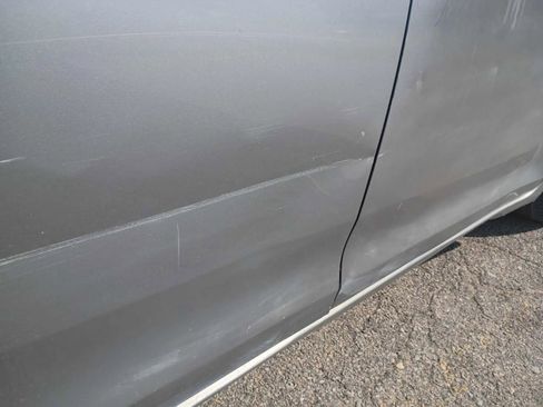 Used 2014 Toyota Sienna LE image 28