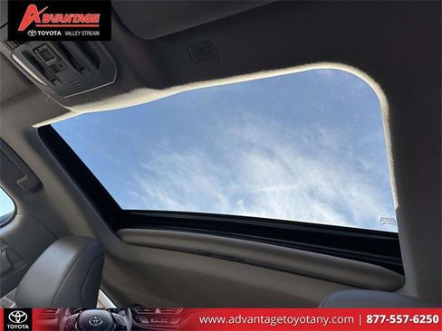 Certified 2022 Toyota Highlander XLE image 22