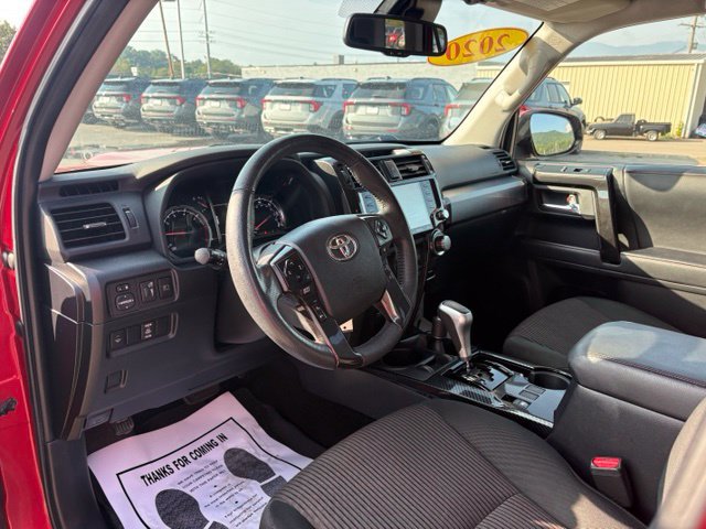 Used 2020 Toyota 4Runner TRD Off-Road AWD/4WD image 3