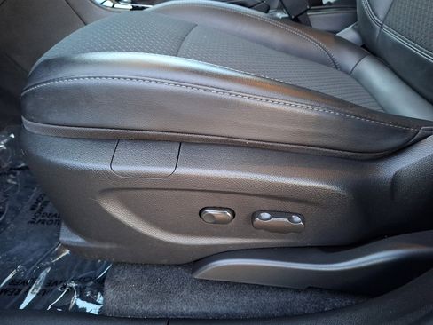 Used 2022 Buick Encore Preferred w/ Safety Package image 15