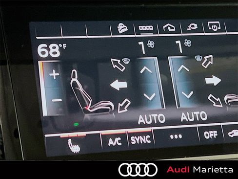 Used 2022 Audi e-tron Premium w/ Convenience Plus Package image 21