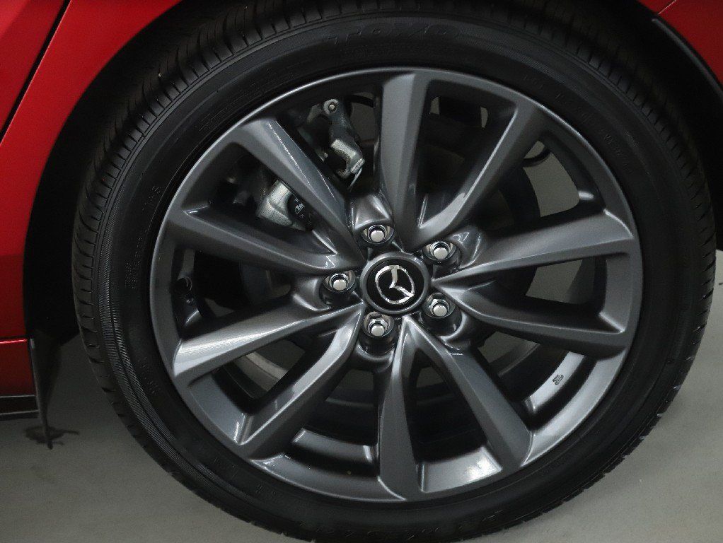 Certified 2025 MAZDA MAZDA3 s FWD image 40