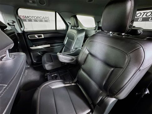 Used 2020 Ford Explorer XLT w/ Equipment Group 202A image 23