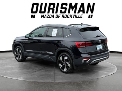 Used 2024 Volkswagen Taos SE AWD/4WD image 4