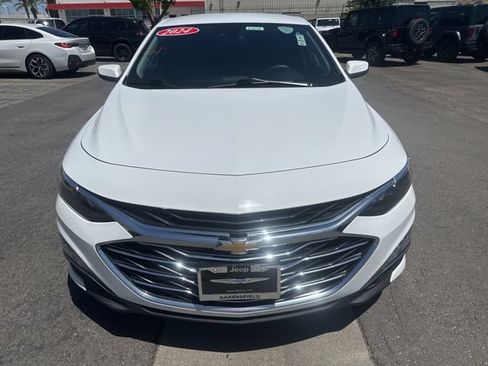 Used 2024 Chevrolet Malibu LT FWD image 9