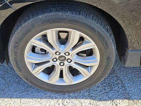 Used 2023 Ford Edge Titanium AWD/4WD image 12