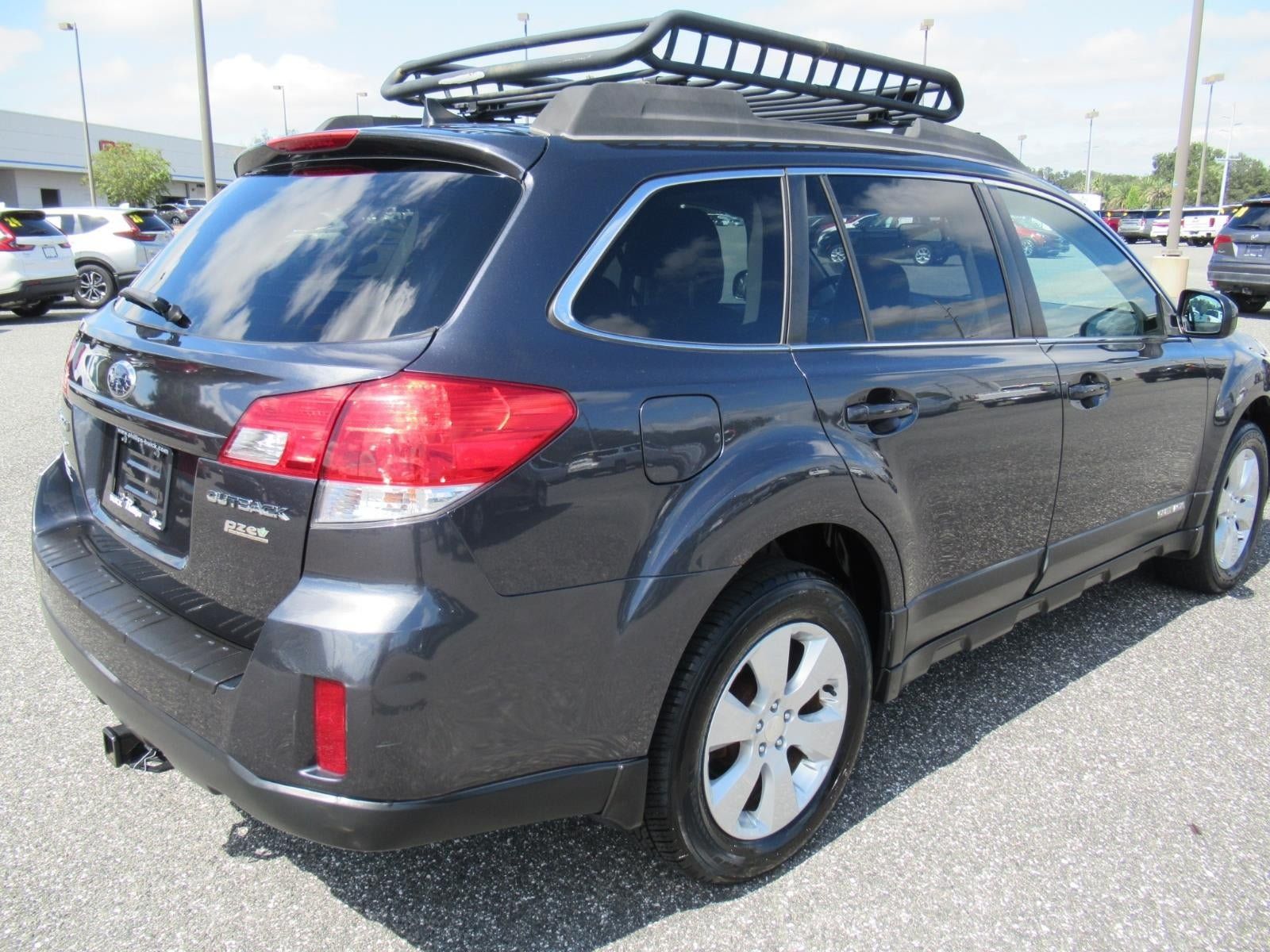 Used 2011 Subaru Outback 2.5i Limited AWD/4WD image 7