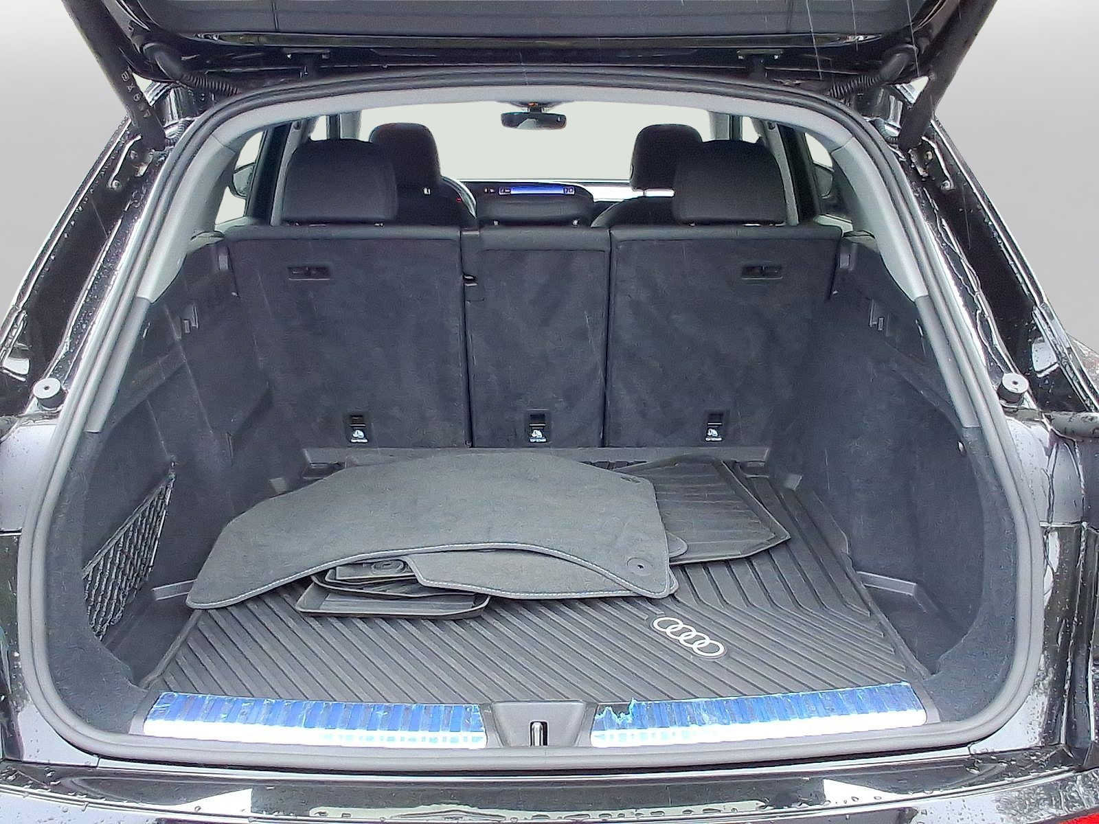 Certified 2025 Audi Q5 Premium w/ Convenience Package AWD/4WD image 29