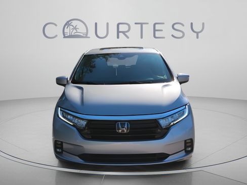 Certified 2024 Honda Odyssey EX-L image 10