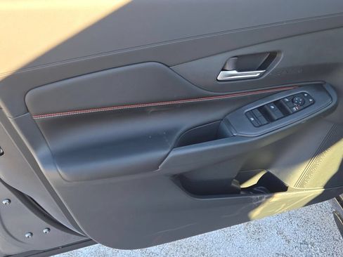 Used 2026 Nissan Sentra SR w/ Floor Mat Package FWD image 16