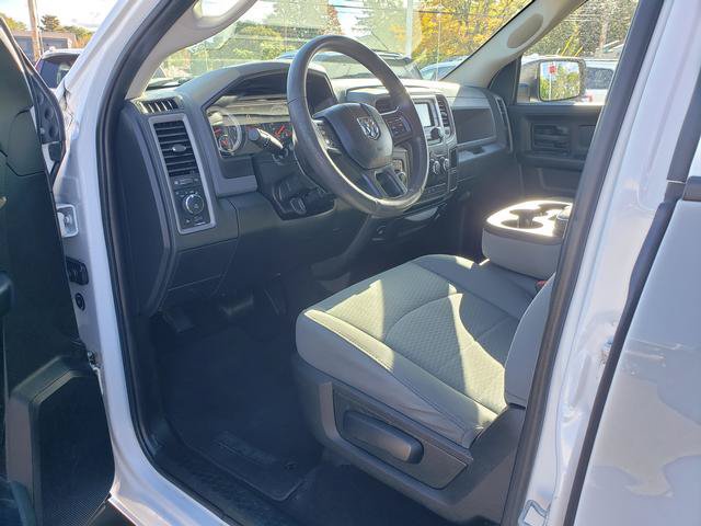Used 2018 RAM 1500 Express w/ Express Value Package AWD/4WD image 10