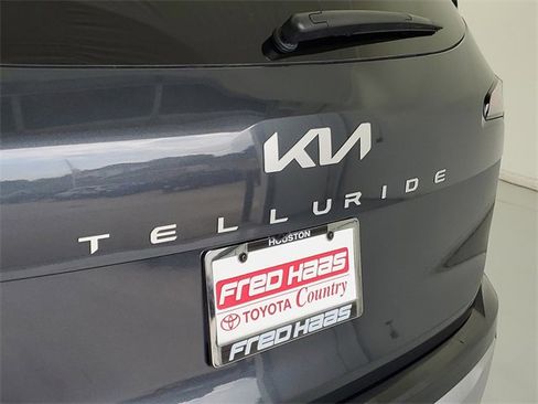 Used 2024 Kia Telluride SX image 8