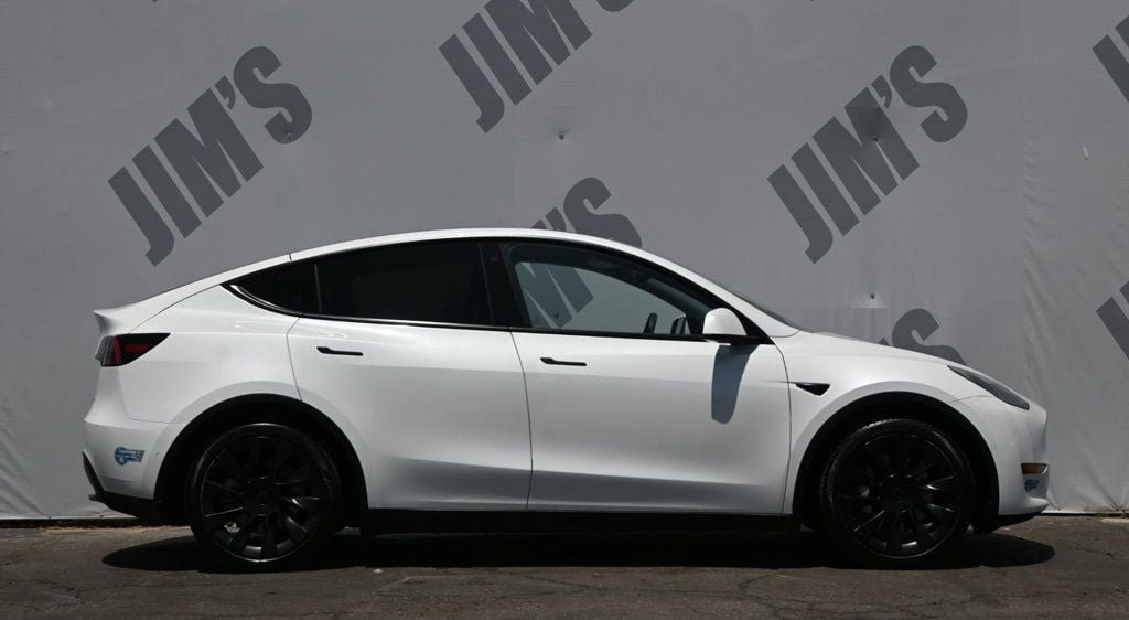 Used 2021 Tesla Model Y Long Range AWD/4WD image 4