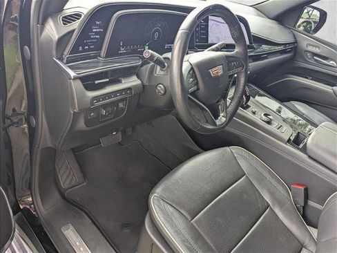 Used 2022 Cadillac Escalade Sport w/ Touring Package AWD/4WD image 2