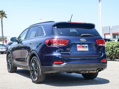Used 2019 Kia Sorento S FWD image 9