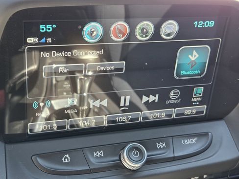 Used 2018 Chevrolet Camaro LT w/ Technology Package image 15