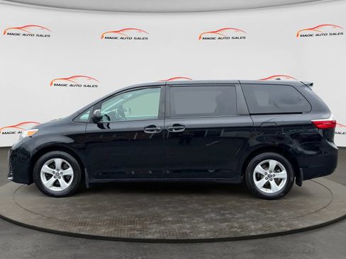 Used 2020 Toyota Sienna L FWD image 7