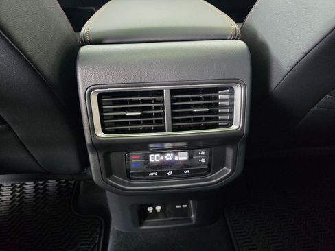 New 2026 Volkswagen Atlas Peak Edition AWD/4WD image 33