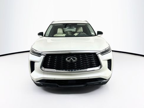 Used 2023 INFINITI QX60 Luxe w/ Performance Audio Package FWD image 2