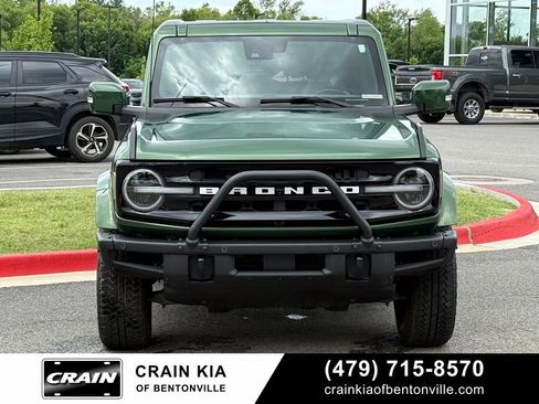 Used 2022 Ford Bronco Outer Banks AWD/4WD image 2