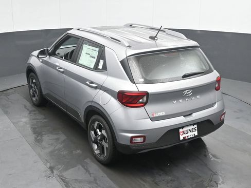 New 2026 Hyundai Venue SEL image 40
