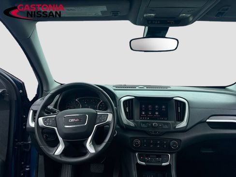Used 2024 GMC Terrain SLE AWD/4WD image 26
