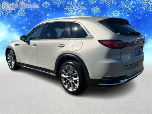 Used 2024 MAZDA CX-90 3.3 Turbo w/ Premium Package image 4