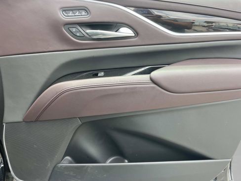 Used 2022 Cadillac Escalade Sport Platinum AWD/4WD image 24