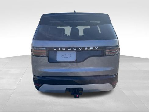 New 2026 Land Rover Discovery Limited Edition image 4