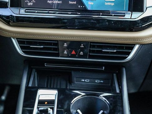 New 2026 Volkswagen Atlas Cross Sport SE image 27