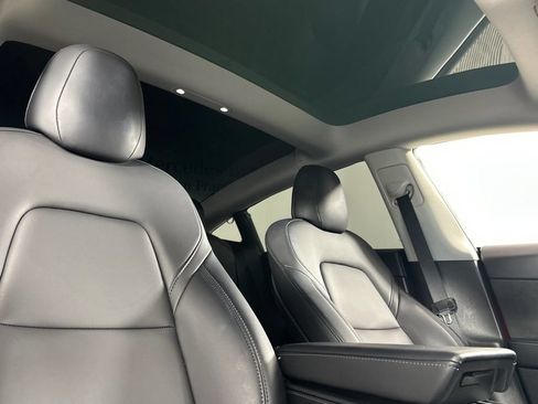 Used 2022 Tesla Model 3 Long Range AWD/4WD image 18