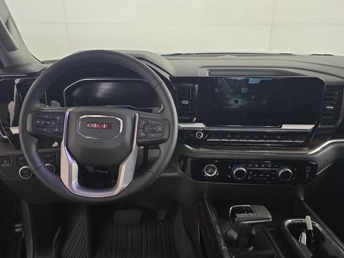 Used 2023 GMC Sierra 1500 Elevation w/ LPO, Elevation Black Package AWD/4WD image 16