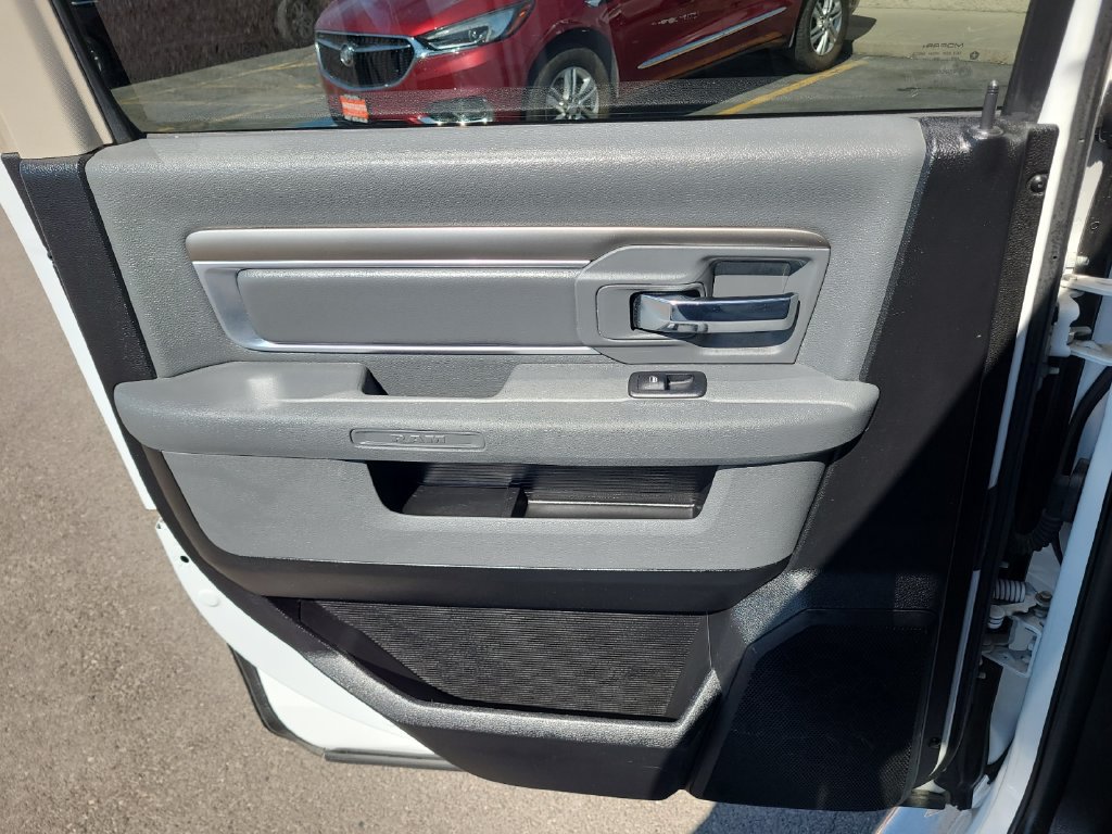 Used 2018 RAM 1500 Big Horn AWD/4WD image 29