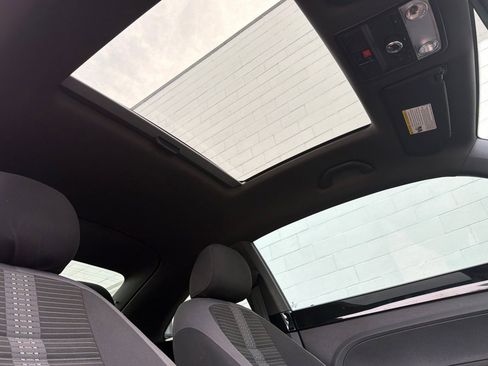 Used 2014 Volkswagen Beetle R-Line image 16