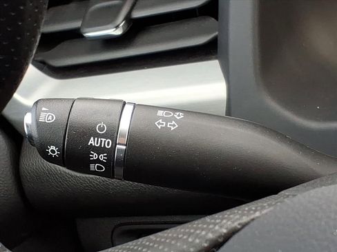 Used 2023 GMC Acadia SLE w/ Driver Convenience Package image 26