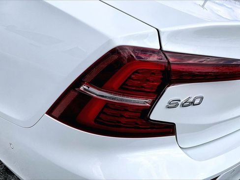 Certified 2023 Volvo S60 B5 Ultimate image 23