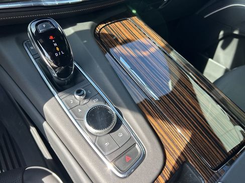 Certified 2024 Cadillac Escalade Premium Luxury image 26