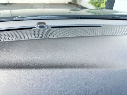 Used 2025 Chevrolet Equinox LT image 18