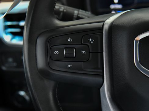 Used 2024 GMC Yukon SLE AWD/4WD image 33