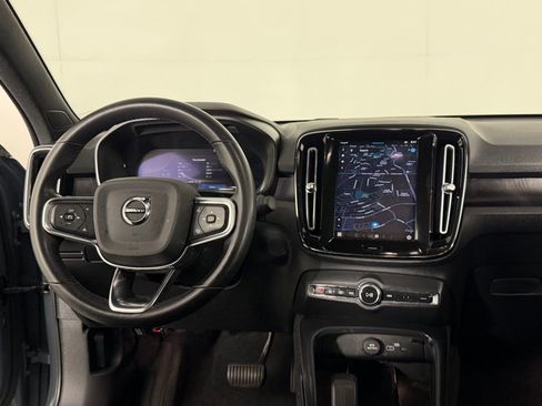 Used 2023 Volvo C40 P8 Recharge Ultimate w/ Protection Package Premier image 14