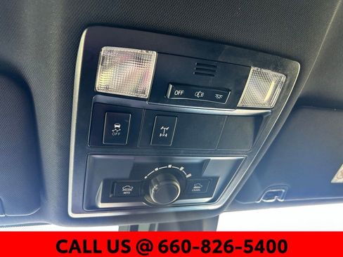 Used 2019 Toyota Tacoma TRD Off-Road AWD/4WD image 20