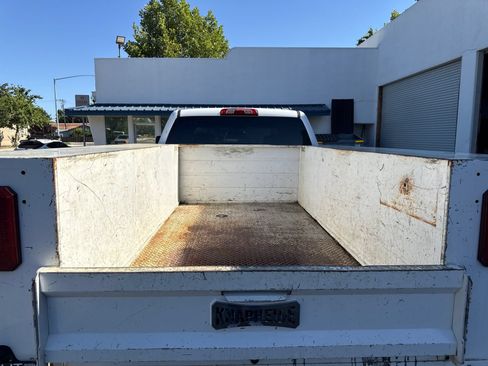 Used 2018 Chevrolet Silverado 3500 W/T RWD image 23