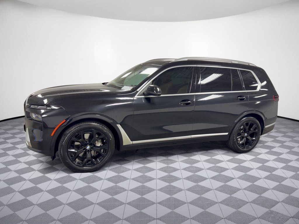 Certified 2024 BMW X7 xDrive40i w/ Climate Comfort Package AWD/4WD image 2