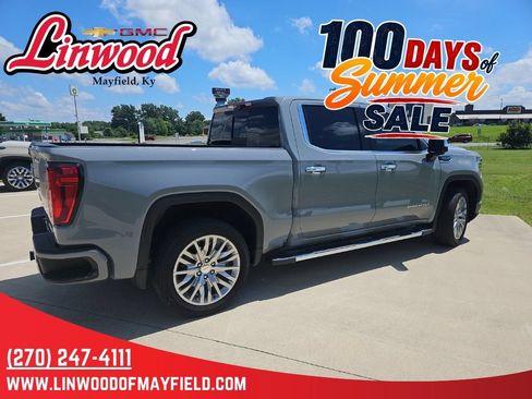 Used 2025 GMC Sierra 1500 Denali w/ Technology Package AWD/4WD image 2