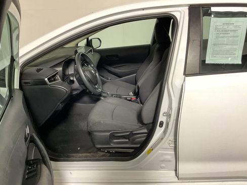 Used 2022 Toyota Corolla LE FWD image 20