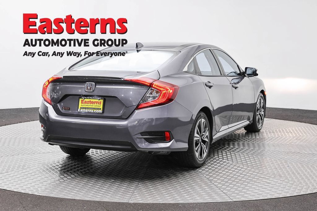 Used 2017 Honda Civic EX-T image 7
