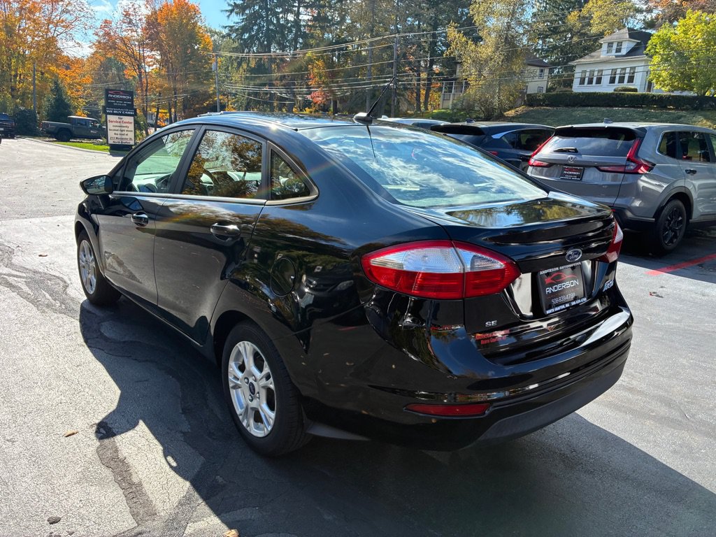 Used 2016 Ford Fiesta SE FWD image 11