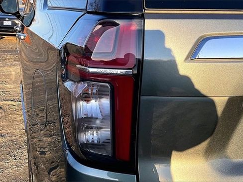 Used 2023 Chevrolet Tahoe Premier image 31