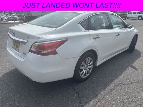 Used 2014 Nissan Altima 2.5 S image 4
